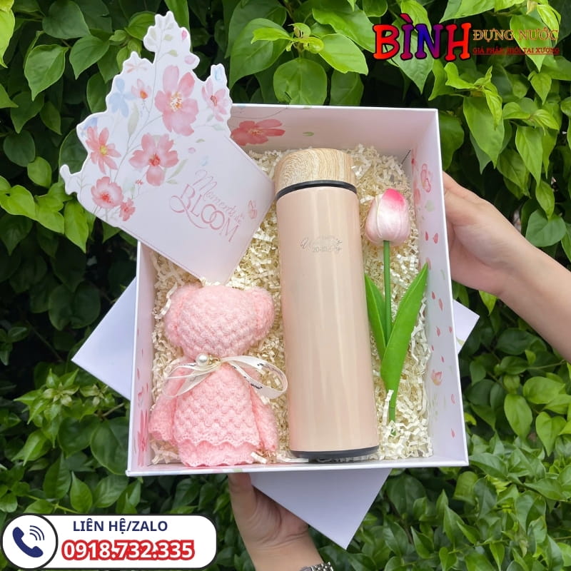 Set quà tặng 20/10 bình giữ nhiệt khắc lời chúc & khăn mặt hình con gấu màu hồng