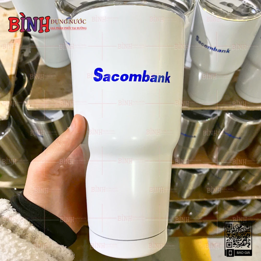 Thiết kế chắc chắn, hỗ trợ in logo Sacombank theo yêu cầu