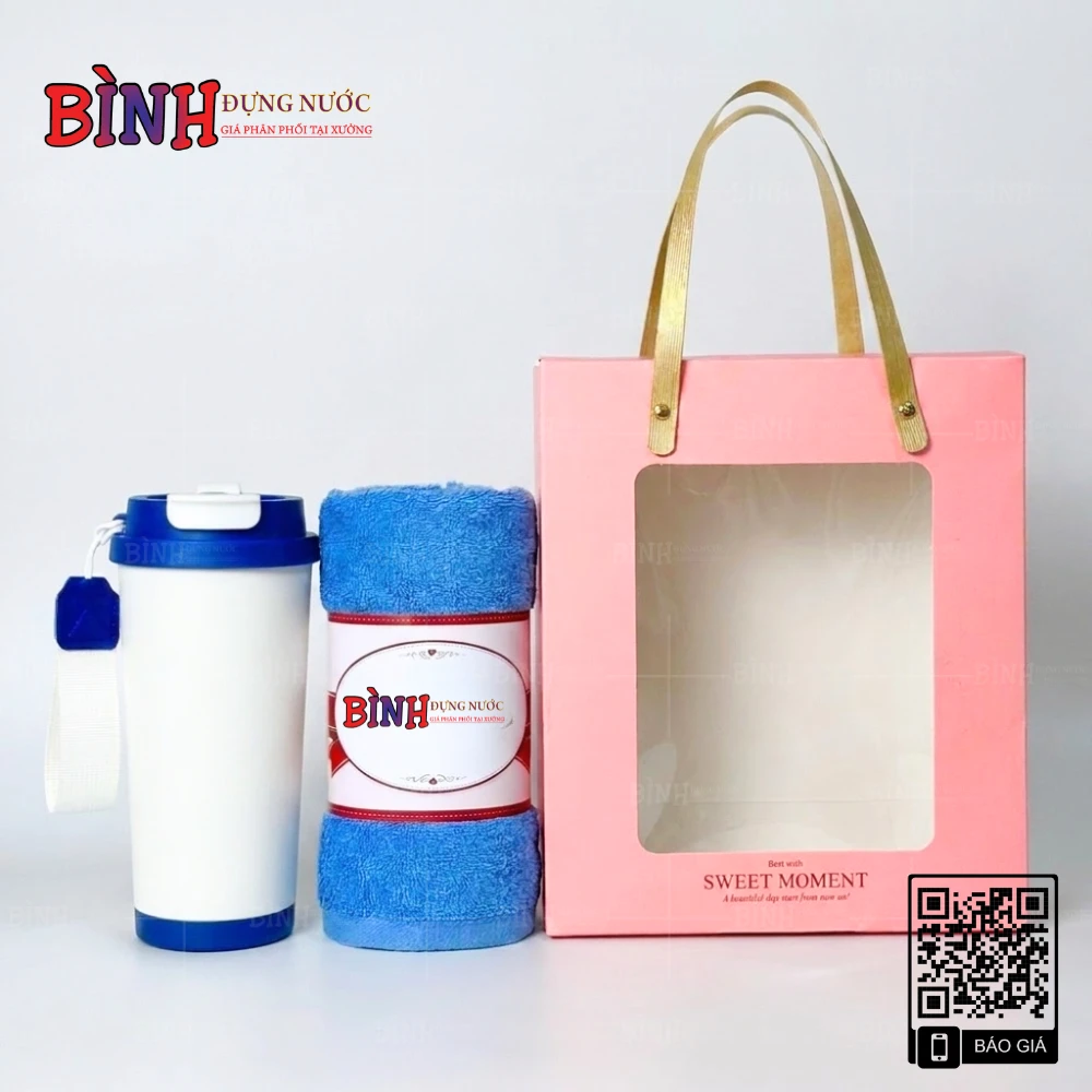 Set quà tặng thể thao kết hợp ly giữ nhiệt và khăn lau mồ hôi, thiết kế nhỏ gọn, tiện lợi.