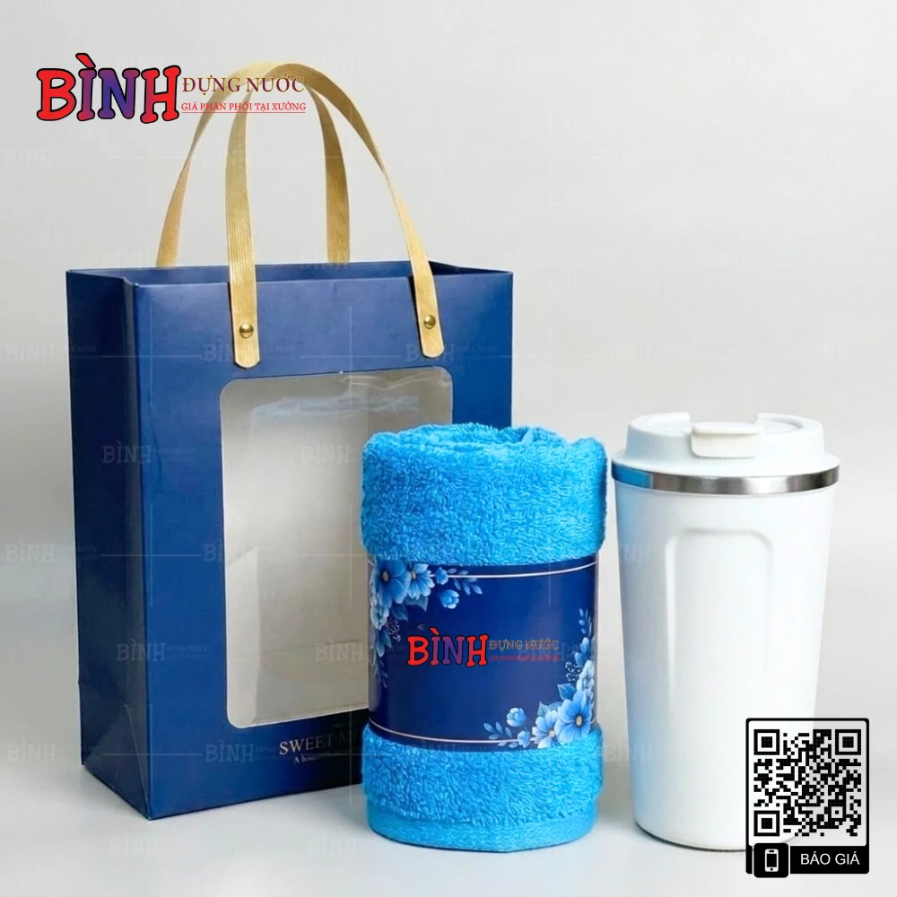 Set quà tặng thiết kế hiện đại, đẹp mắt, tiện dụng.