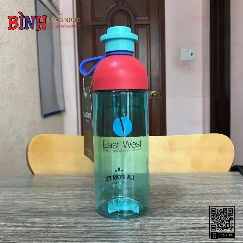 Bình nước nhựa Lafonte 600ml logo East West